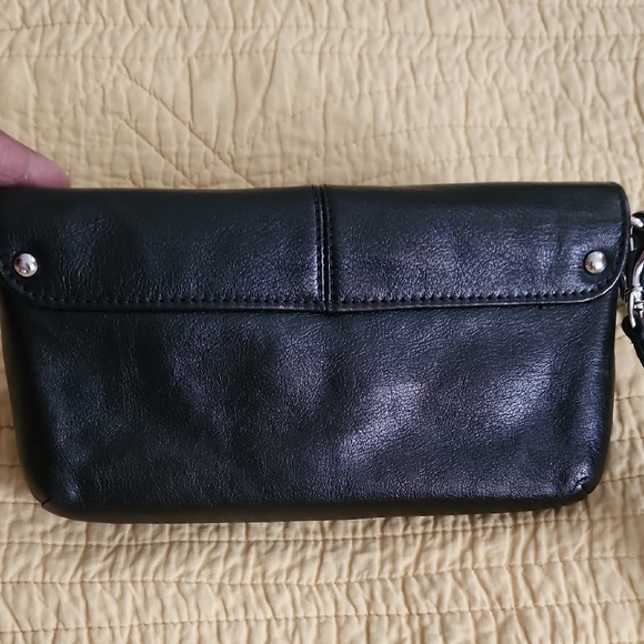 Coach Vintage Black Leather Clutch Wristlet EUC - Picture 4 of 10